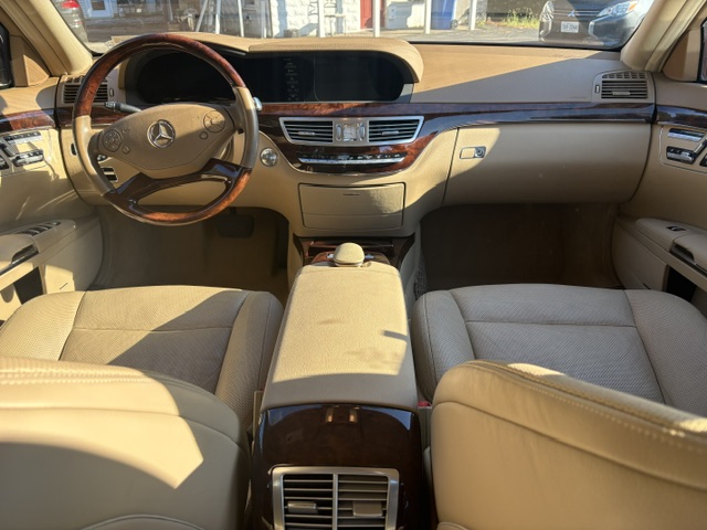2010 Mercedes-Benz S-Class S550 - Photo 14